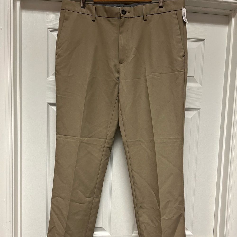 Amazon Essentials Slim Flat Front Khaki Pants sz 38X32 NWT